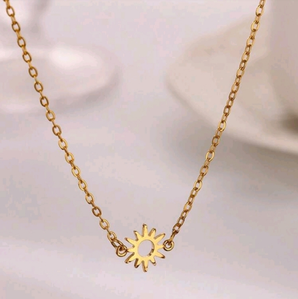 NEW! 18K Gold Plated Minimalist Petite Sun Pendant Delicate Chain Necklace